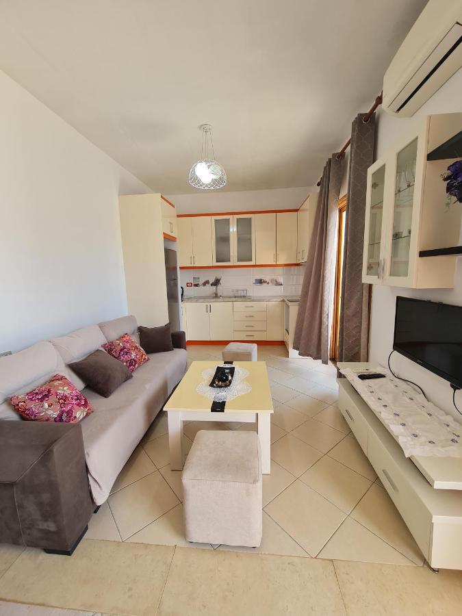 Guesthouse Emanuel คซามิล ภายนอก รูปภาพ