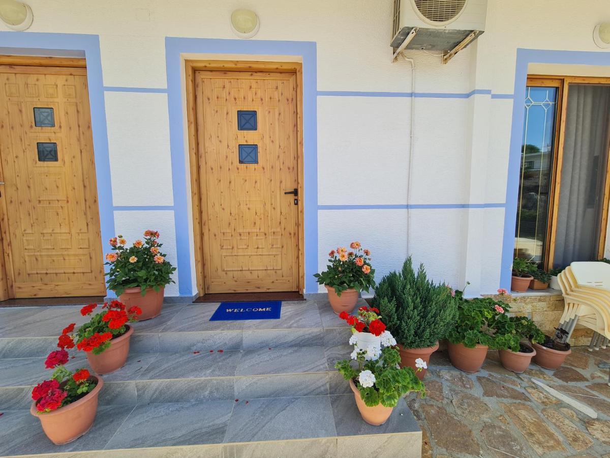 Guesthouse Emanuel คซามิล ภายนอก รูปภาพ
