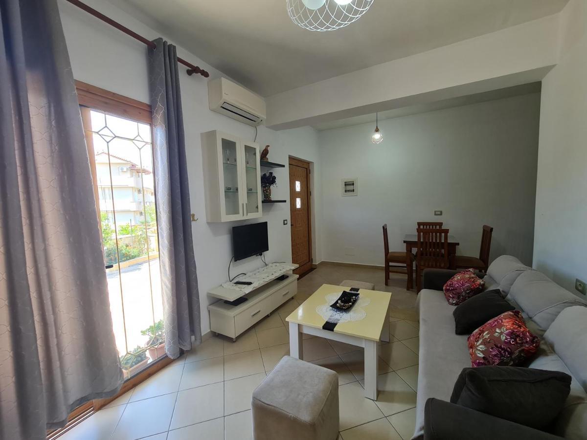 Guesthouse Emanuel คซามิล ภายนอก รูปภาพ